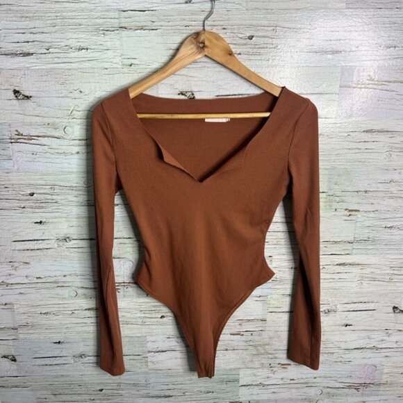 Meshki Brown Long Sleeve Bodysuit size small - Picture 1 of 8
